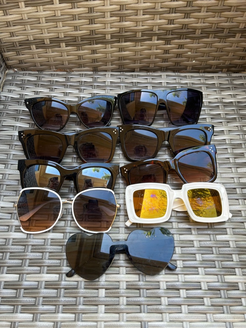 Assorted Women's Fashion Sunglasses - Black, White, Tortoise, Gold Mirrors